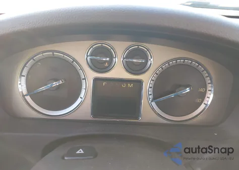 2012 Cadillac Escalade Luxury z USA, uszkodzony, nr VIN 1GYS3BEF9CR307427